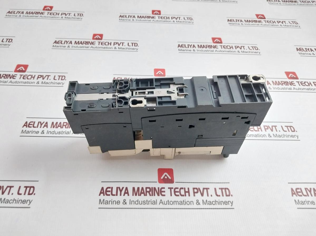 Schneider Electric Lu2Mb0Fu Combination Motor Starter 600V 32A