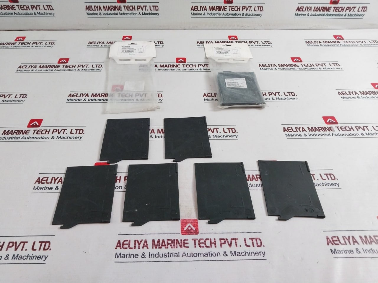 Schneider Electric Lv432570 6 Interphase Barrier Set