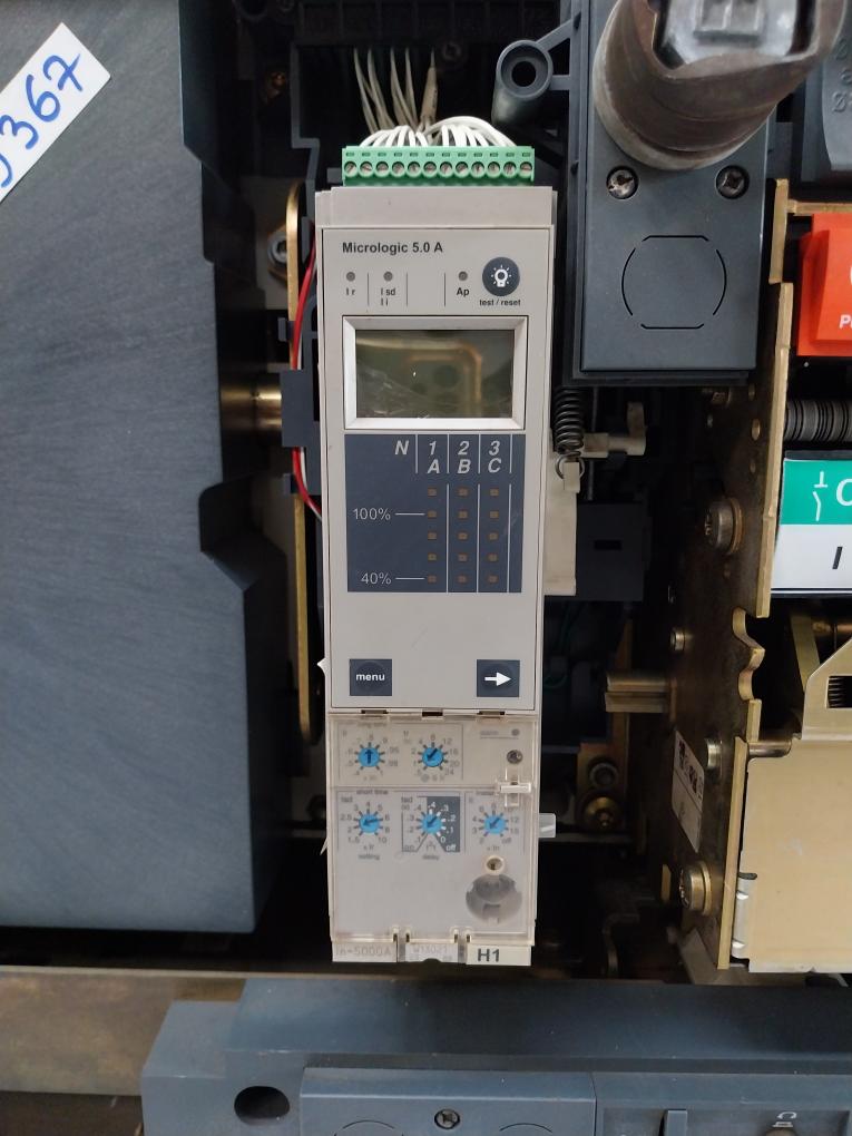 Schneider Electric Nw50 H1 Masterpact Circuit Breaker Micrologic 5.0A 200-240 Va