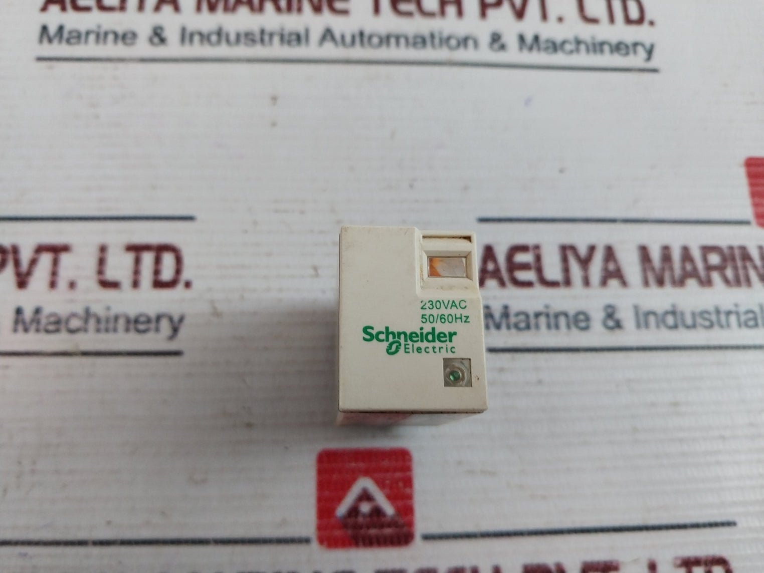 Schneider Electric RXM2LB2P7 Miniature Plug Relay 5A 250VAC