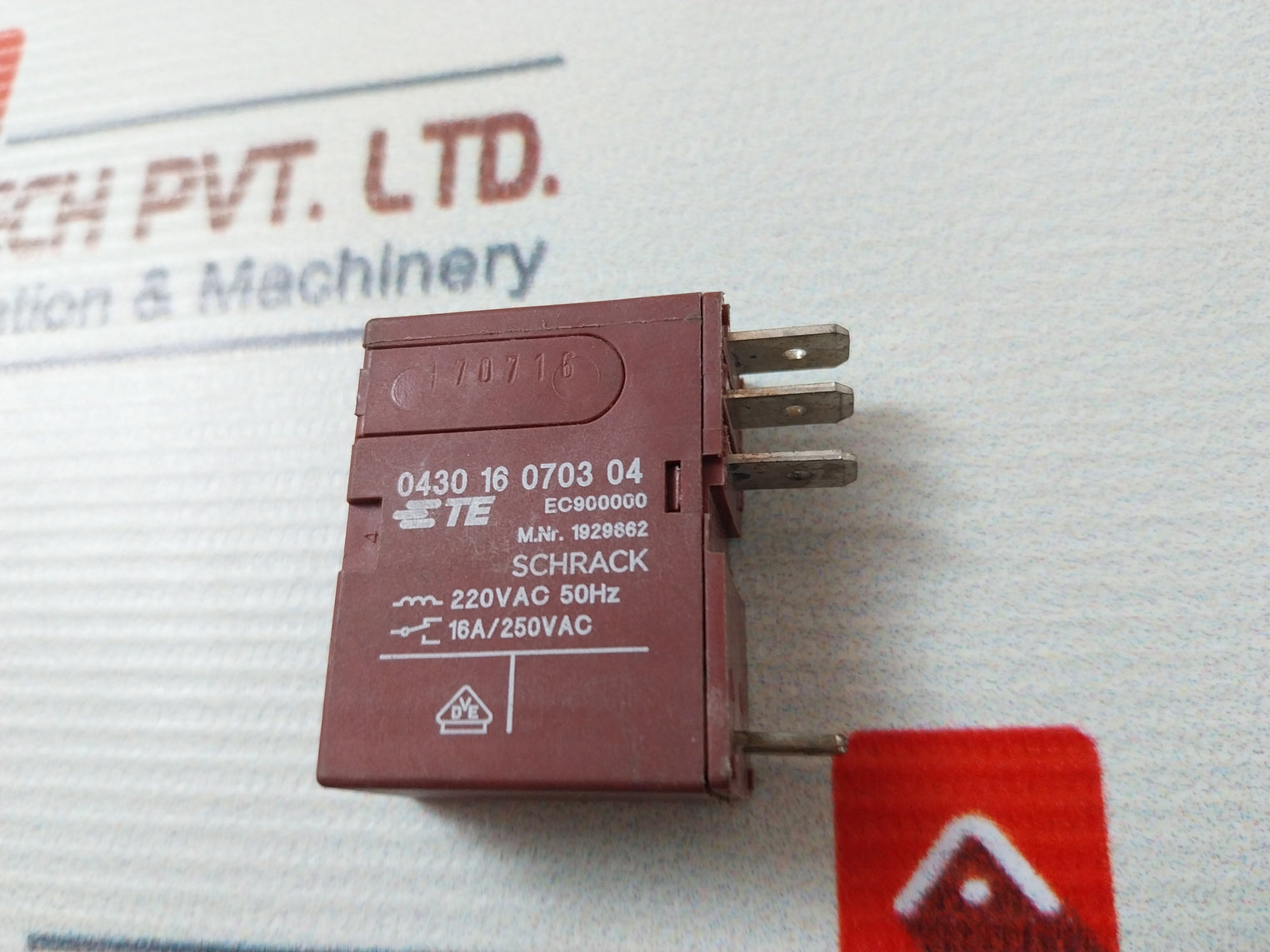 Schrack 0430 16 0703 04 Heating Element Relay 16A 250Vac