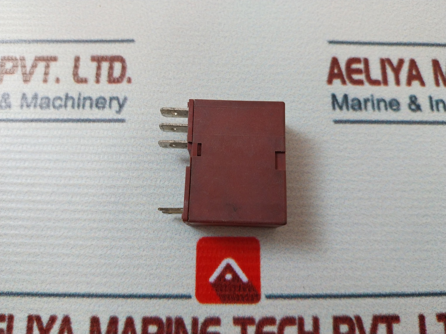 Schrack 0430 16 0703 04 Heating Element Relay 16A 250Vac