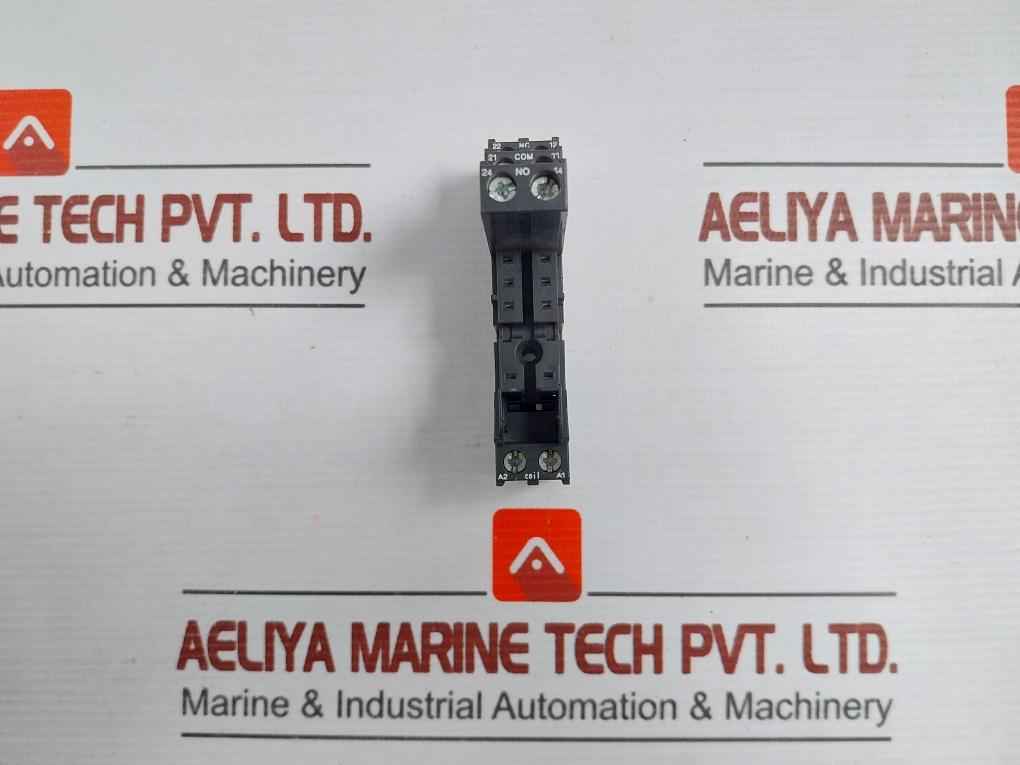 Schrack 16A Power Relay With Socket Rt78726 250Vac