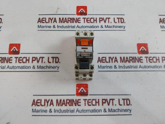 Schrack Pt380730 Relay With Socket Gzt3