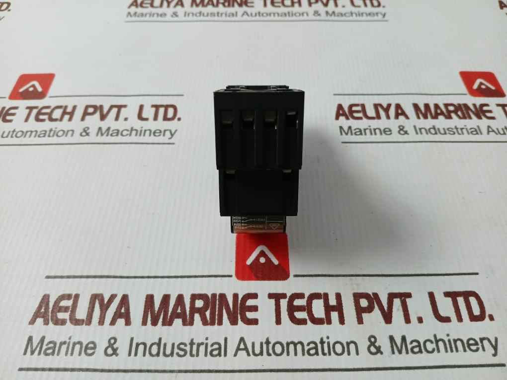 Schrack Pt570730 Plug In Relay 230V 6A