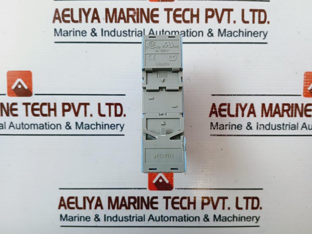 Schrack Pt570730 Power Relay With Socket 6A