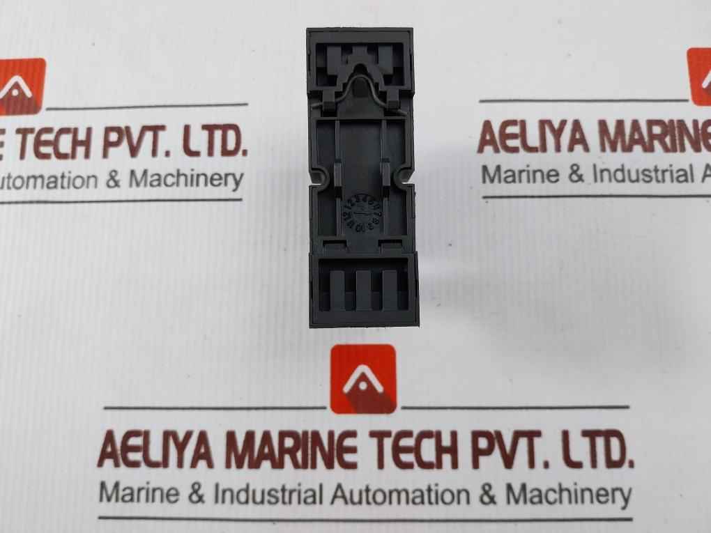 Schrack Pt570730 Power Relay With Socket 6A/250Vac