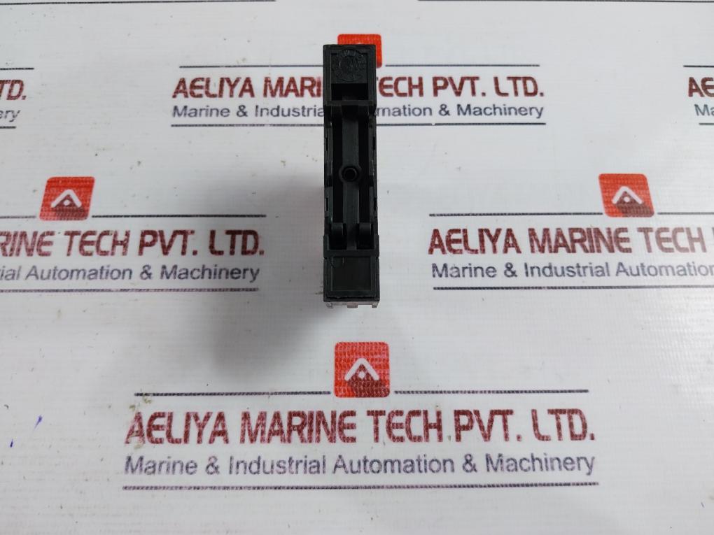 Schrack Rt 78624 Relay Socket 12A 300Vac, 10A 300Vac, 110/230 Vac