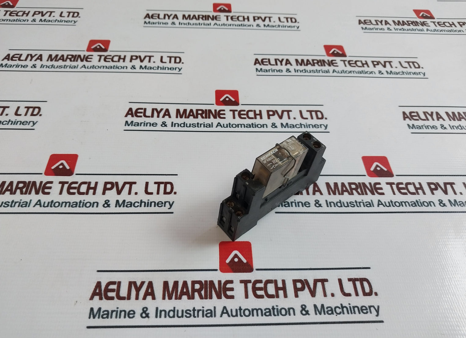 Schrack Rt 78624 / Rp 418024 Power Relay With Plug-in Socket 10/20A 300Vac