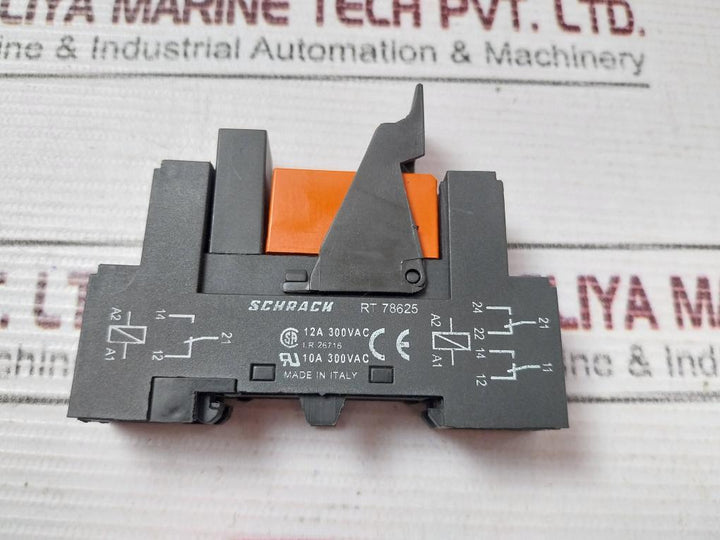 Schrack RT78625 Control Relay with Socket 250VAC