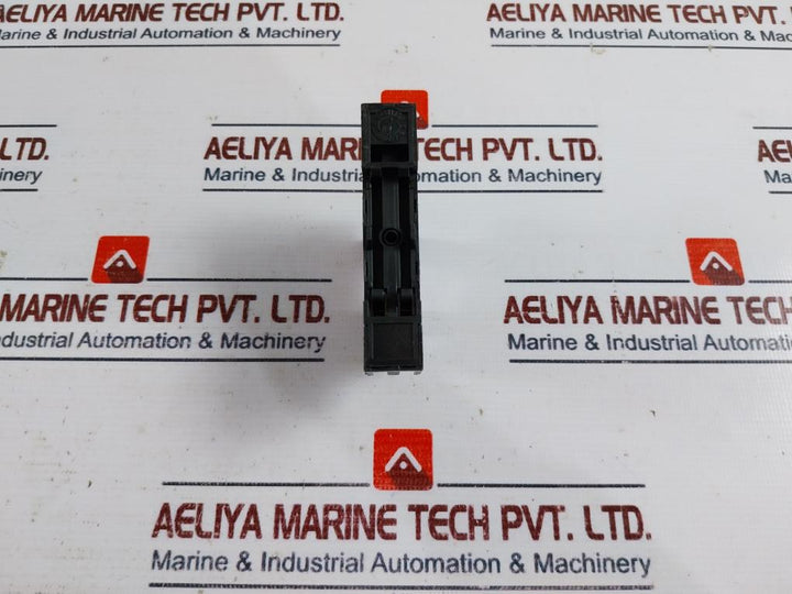 Schrack Rt 78625 Type 42 Relay With Socket 10/12A 300Vac