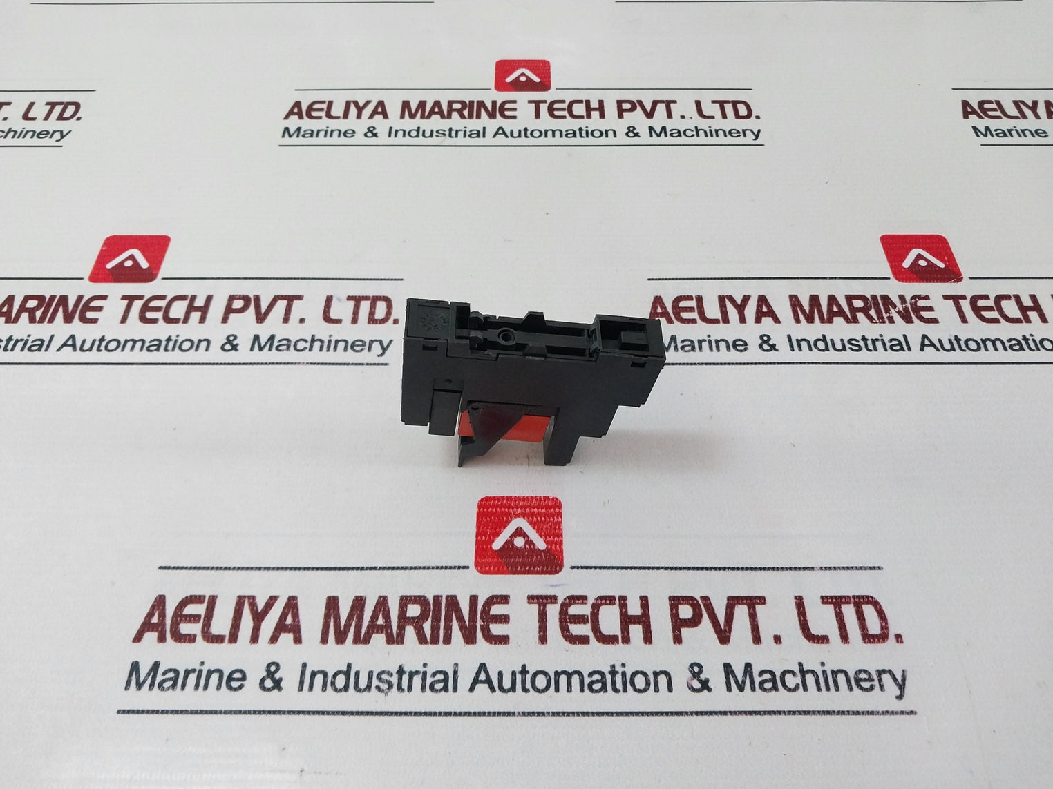 Schrack Rt78626 Relay Socket 12A 300Vac