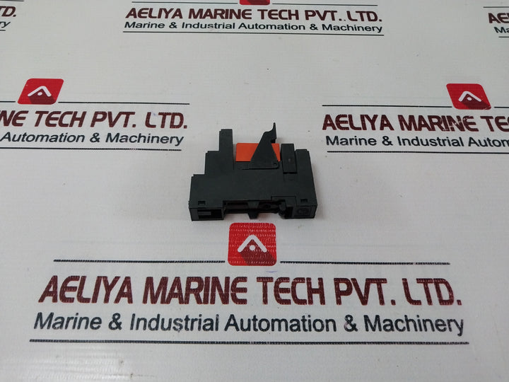 Schrack Rt78626 Relay Socket 12A 300Vac
