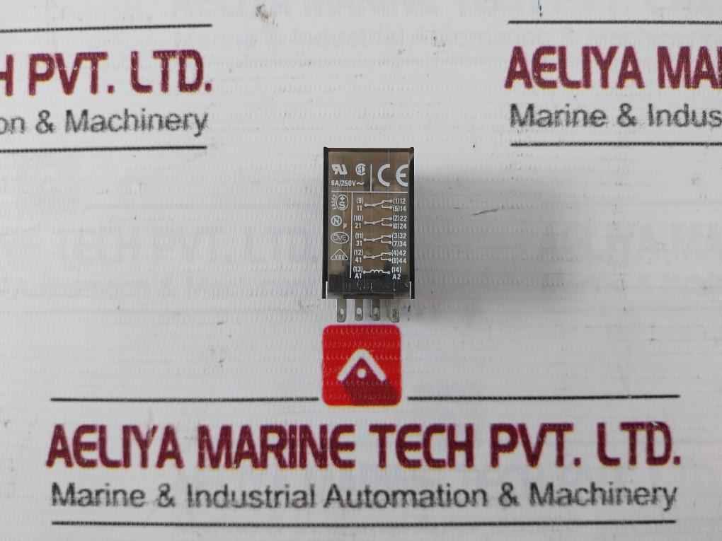 Schrack Zt570548 Miniature Relay With Base 5-6A