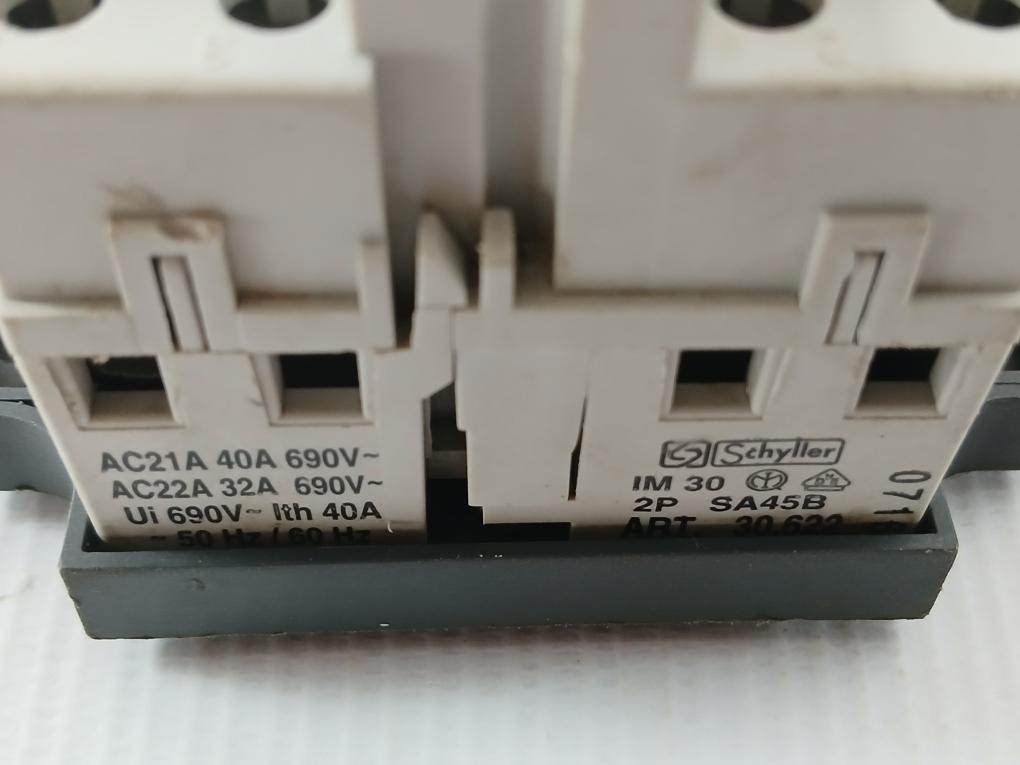 Contactor 30.622 Im 30 Schyller 690V Ac 50/60 Hz 40A