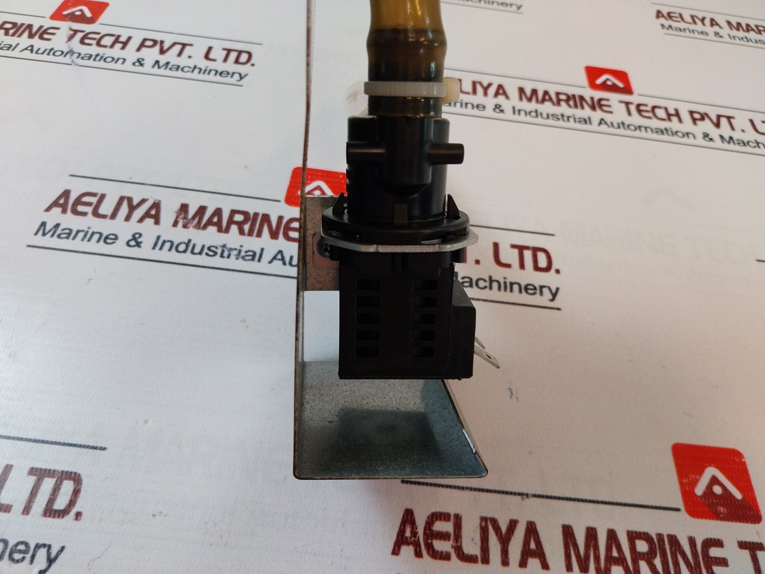Scotsman CM 19865525 Angular Electromagnetic Valve 619.02607