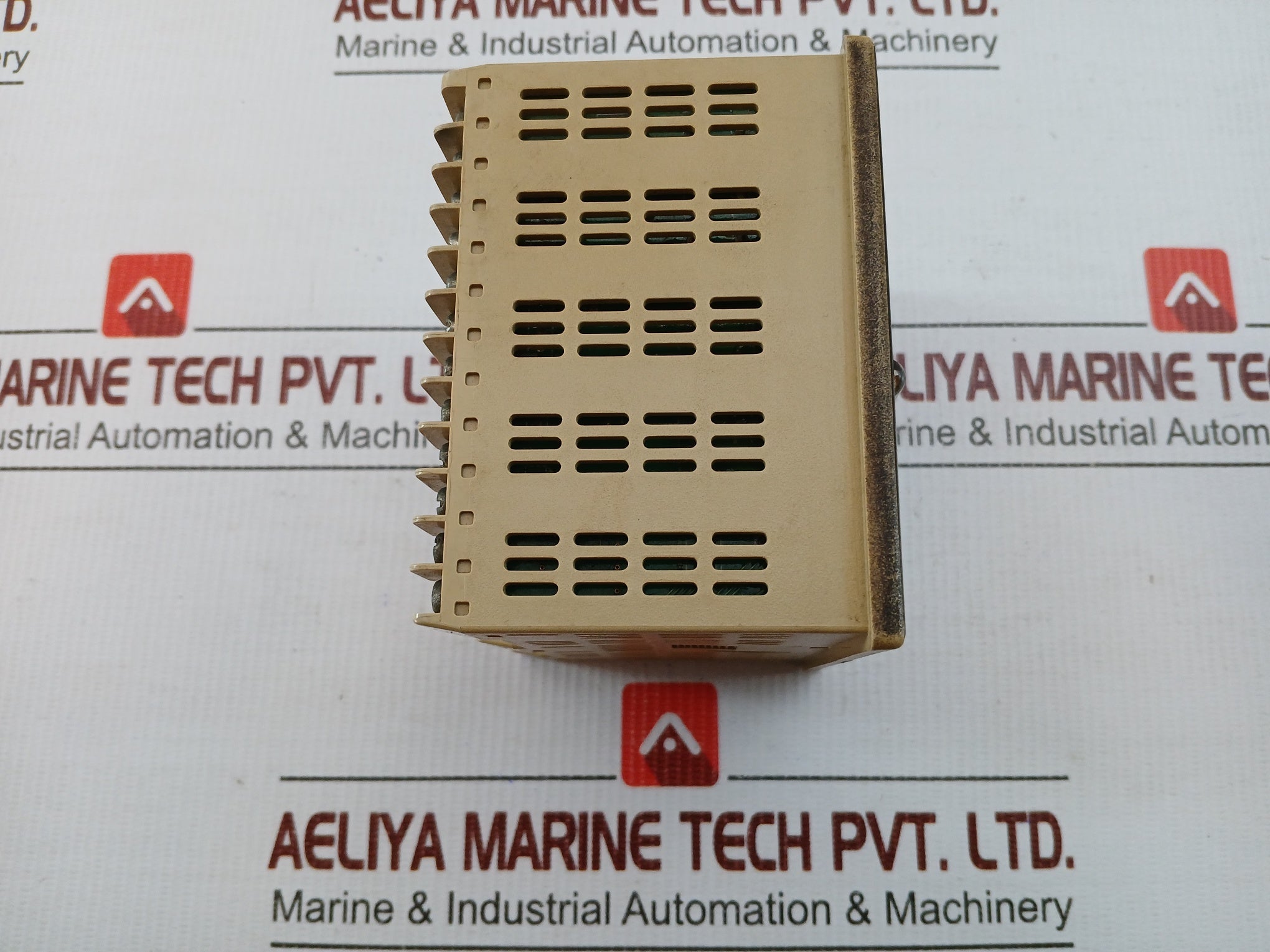 Sdc24 Single Loop Controller Ac100-240V/50-60Hz Azbil