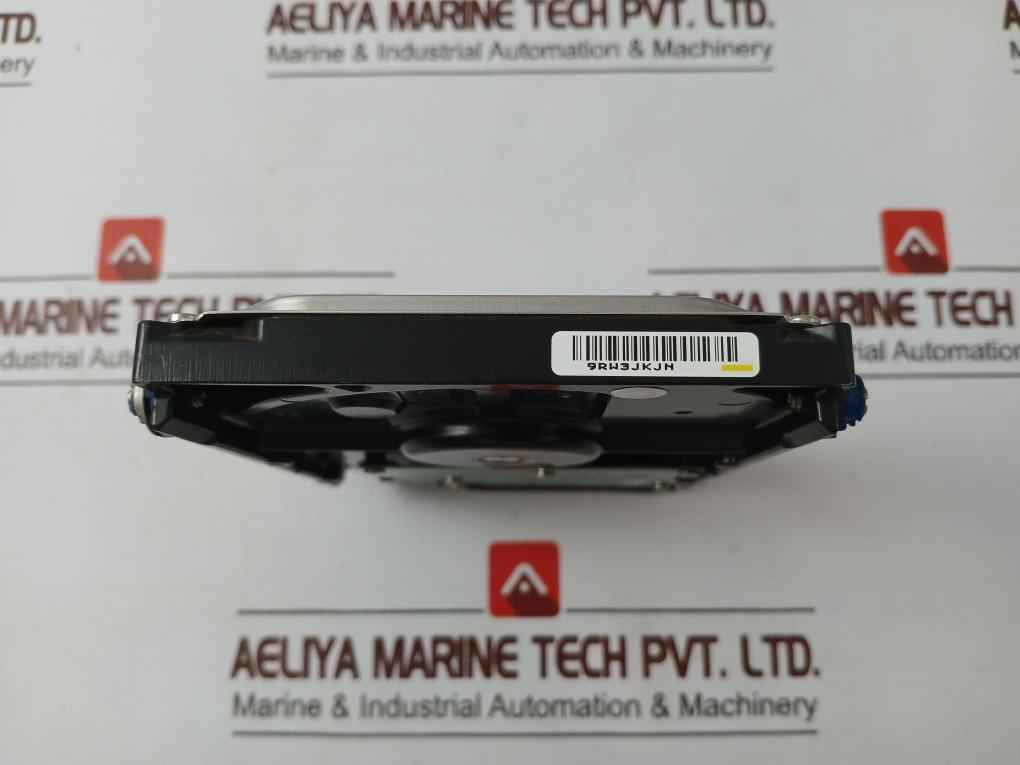 Seagate 9Cy131-021 Hard Disk Drive 80 Gbytes St380815As 12V 0.52A J0822017 94V