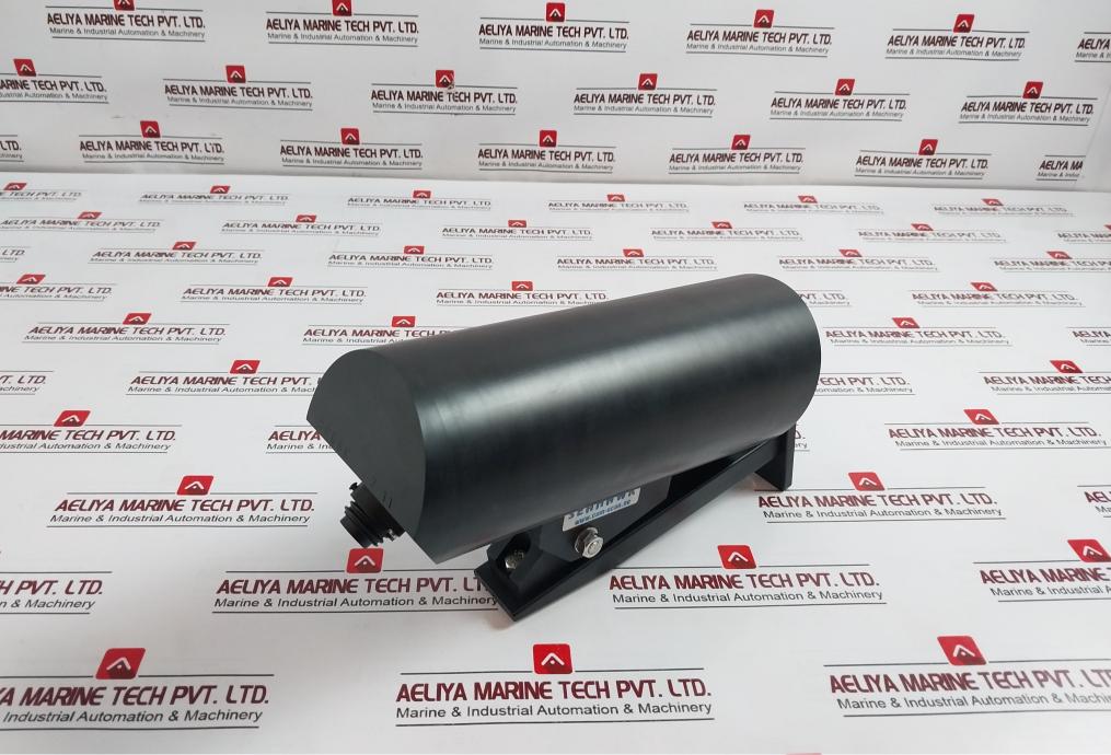 Seahawk Sh60C Outdoor Camera With Female Cable Connector