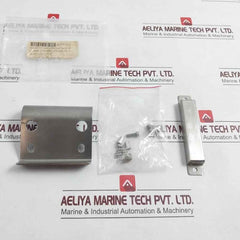 Seaking 310012090 Surface Mount Magnet Kit With Handle