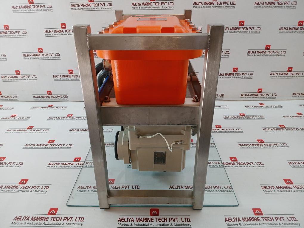 Seatechnik 10Amps 48Vdc Pyle/Miyaki Connector Adapter Box