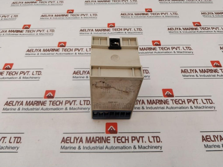 Seg Xu2-ac Voltage Measuring Relay