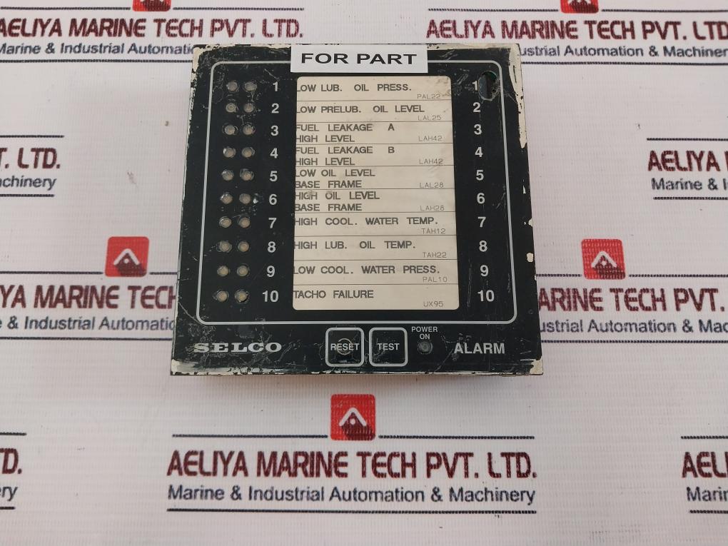 Selco M1000-24-10B Alarm Annunciator 211097 2B04 24 Volt