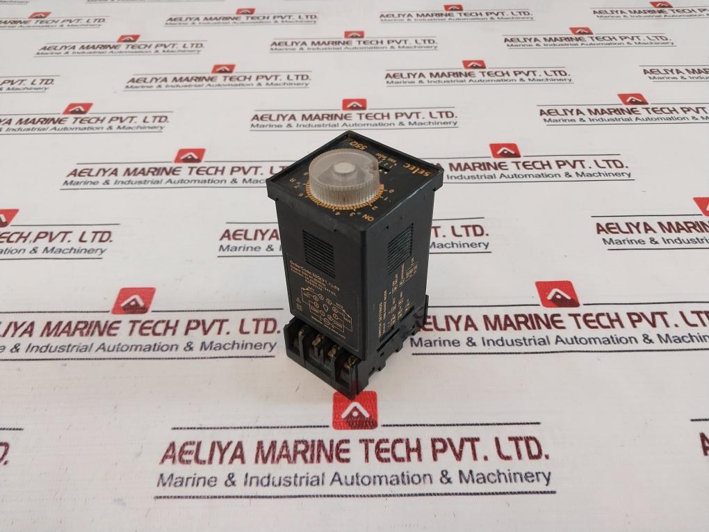 Selec 55q (V1.1)-p8 Panel Mounted Timer 230v Ac, 50/60hz