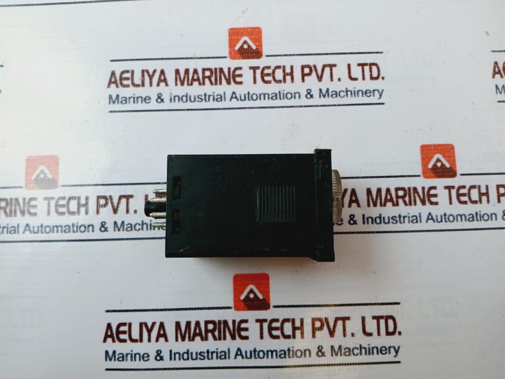 Selec 55Xu-p Series Timer 20 To 240Vac