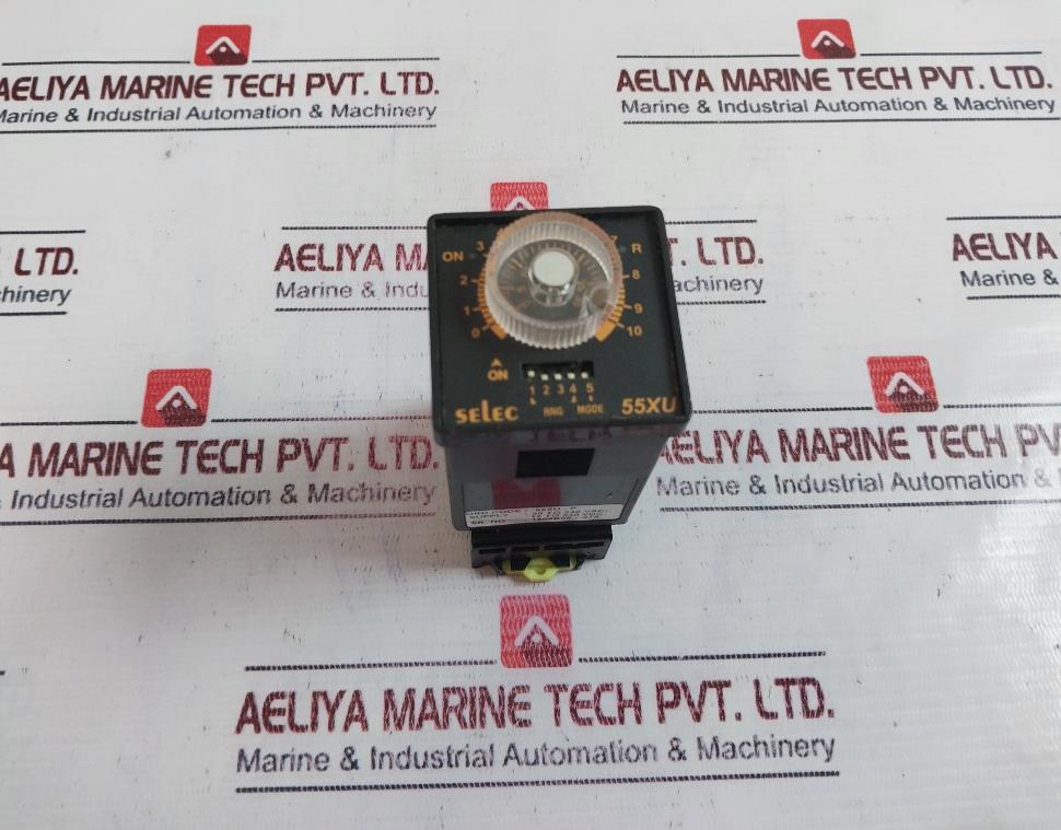 Selec 55Xu-p Timer With Base 20 To 240 Vac / 12 To 240 Vdc