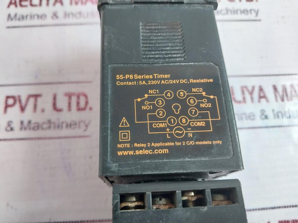 Selec 55Xu-p Timer With Base 20 To 240 Vac / 12 To 240 Vdc