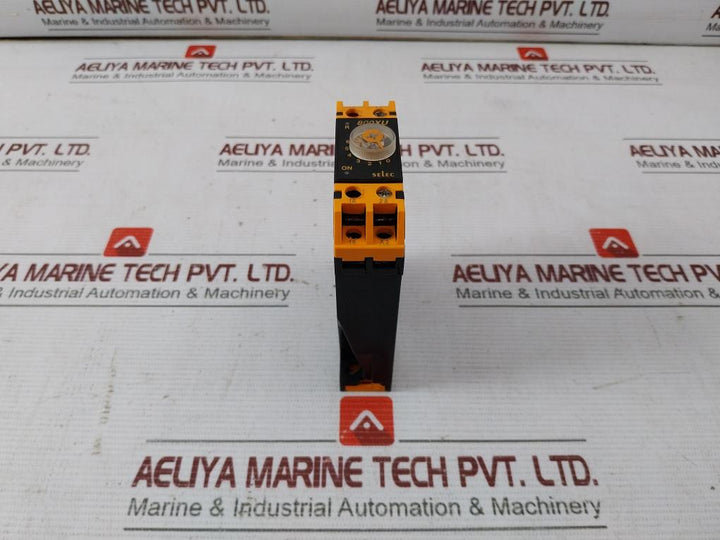 Selec 800Xu Programmable Electronic Timer Switch 20 V To 240 Vac 50/60Hz