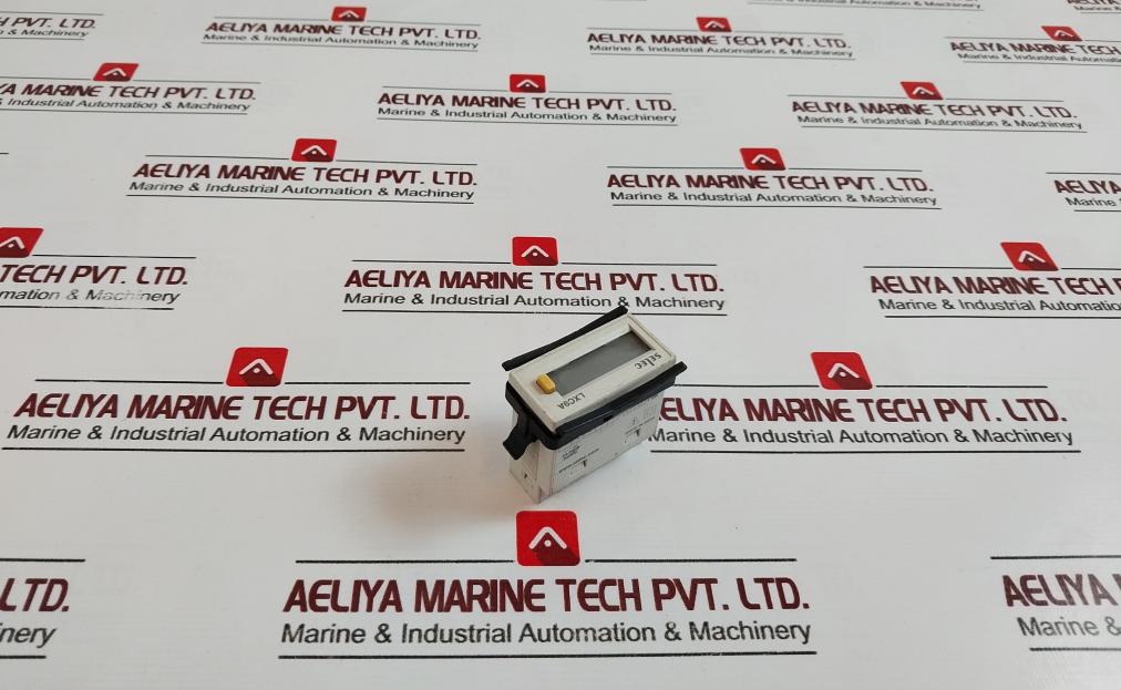 Selec Lxc900A-v Lcd Counter With Voltage Input, Battery Powered 24-240V Ac/Dc