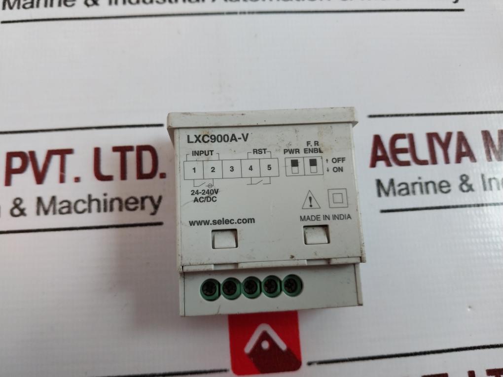 Selec Lxc900A-v Lcd Counter With Voltage Input, Battery Powered 24-240V Ac/Dc