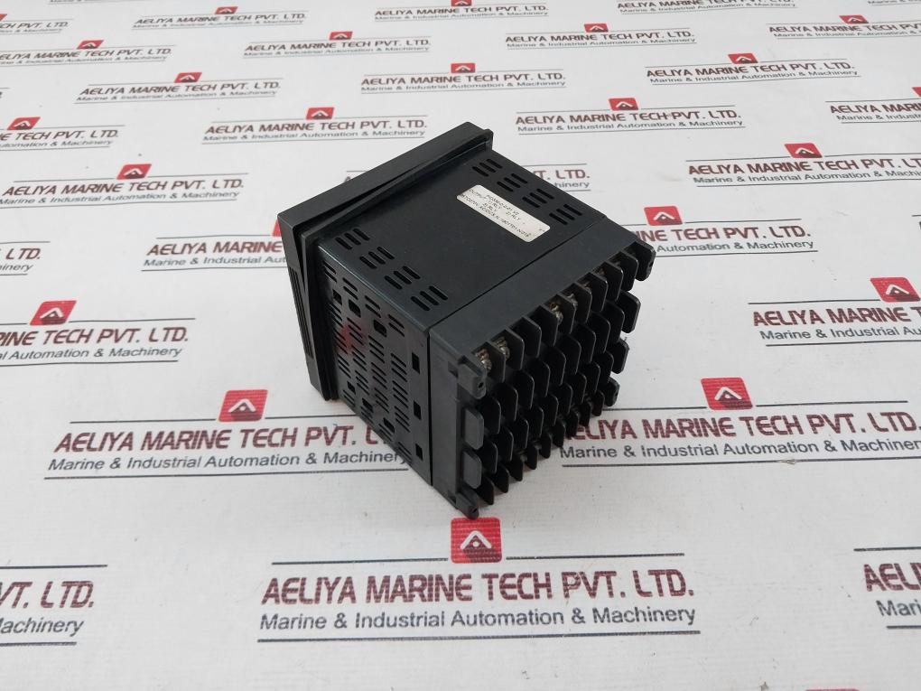 Selec Pid330-0-0-01 Temperature Controller 85 To 270V Ac/Dc, 50/60Hz, 5Va Max.
