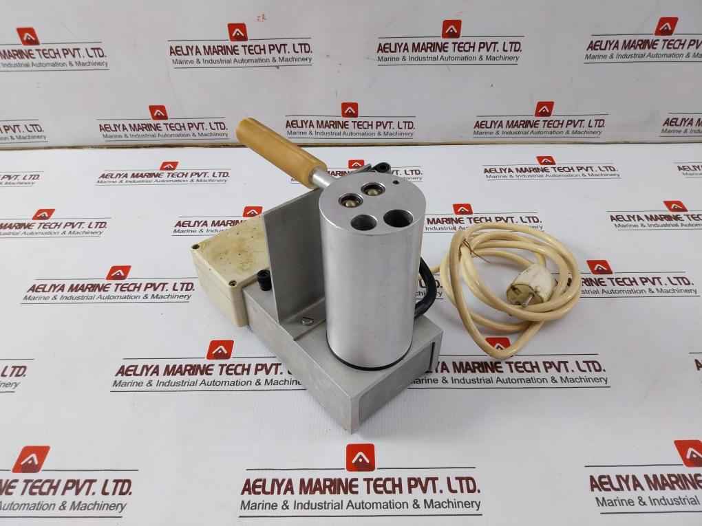 Selec Tc52 Analog Temperature Controller With Pt100 Sensor 10/16A 250V 1.5 Meter