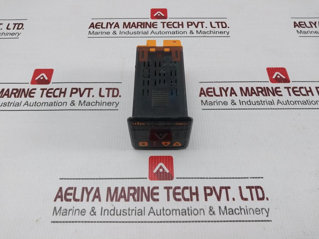 Selec Controls Tc513Ax Temperature Controller 85-270V Ac/Dc 50/60Hz 5Va Max