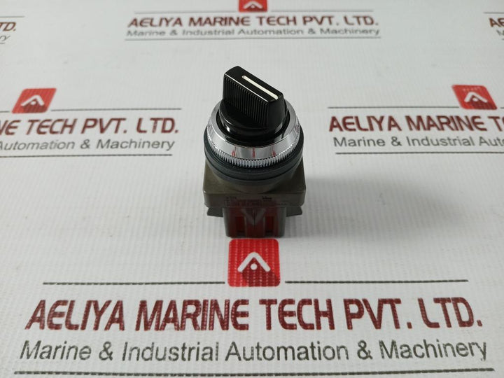 Selector-Switch-Ac300v-3a-Asn311-Idec-4