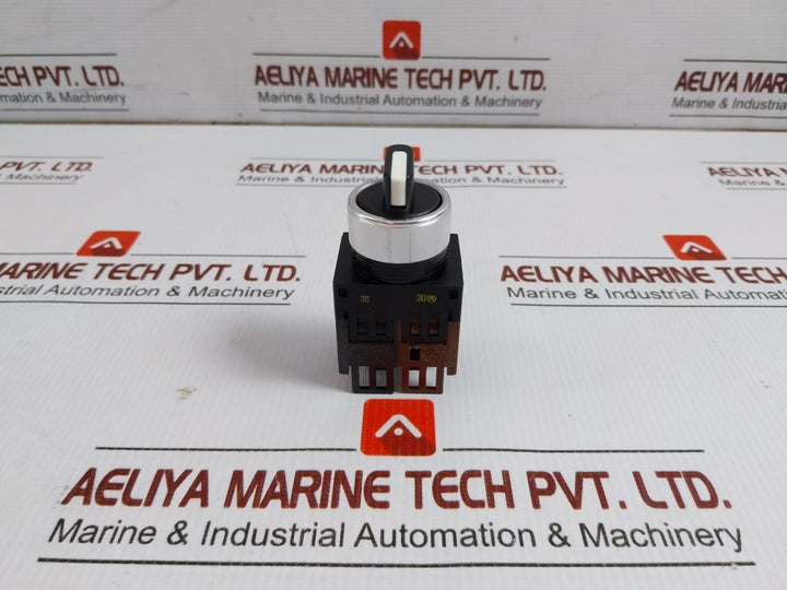 Selector-Switch-With-Panel-Mount-Base-600-Vac-6A-Fuji-Electric-Ah22-p2B11-208964-7