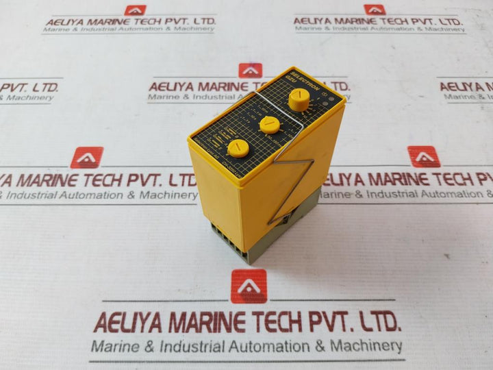 Selectron Gzu 30 Time Delay Relay With Base 220–240V Ac 10A 380V