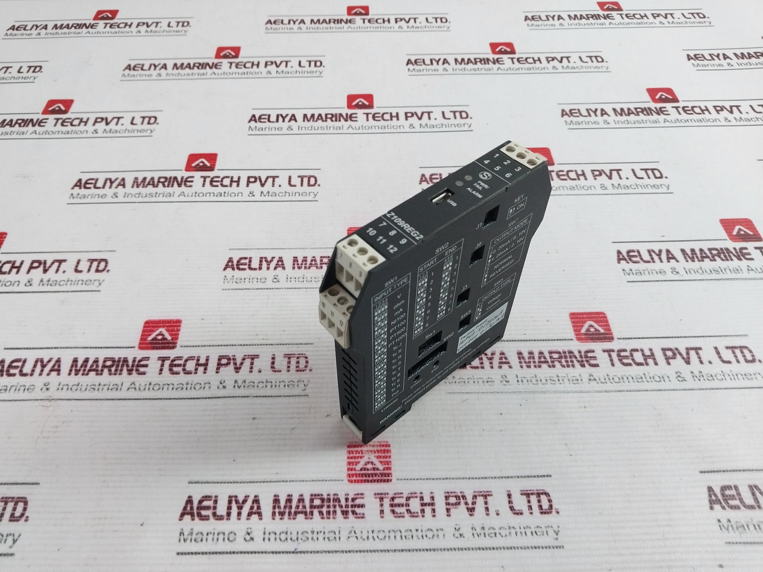 Seneca Z109Reg2 Universal Transmitter With Galvanic Separation 19-28V~ 50-60Hz