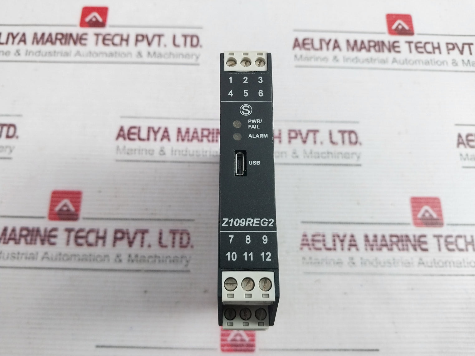 Seneca Z109Reg2 Universal Transmitter With Galvanic Separation 19-28V~ 50-60Hz