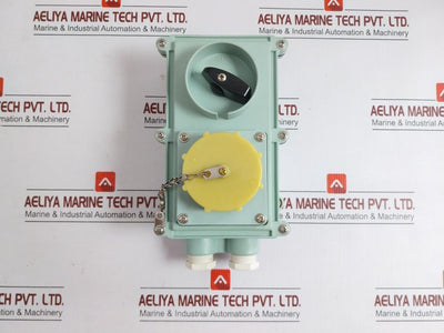 Senko-Guichi-100-130V-Socket-Outlet-With-Interlock-Rl-2-2P-208918-4