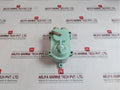 Senko Guchi Simr 3 Pins W.T.Receptacle W/Switch 250V 5A