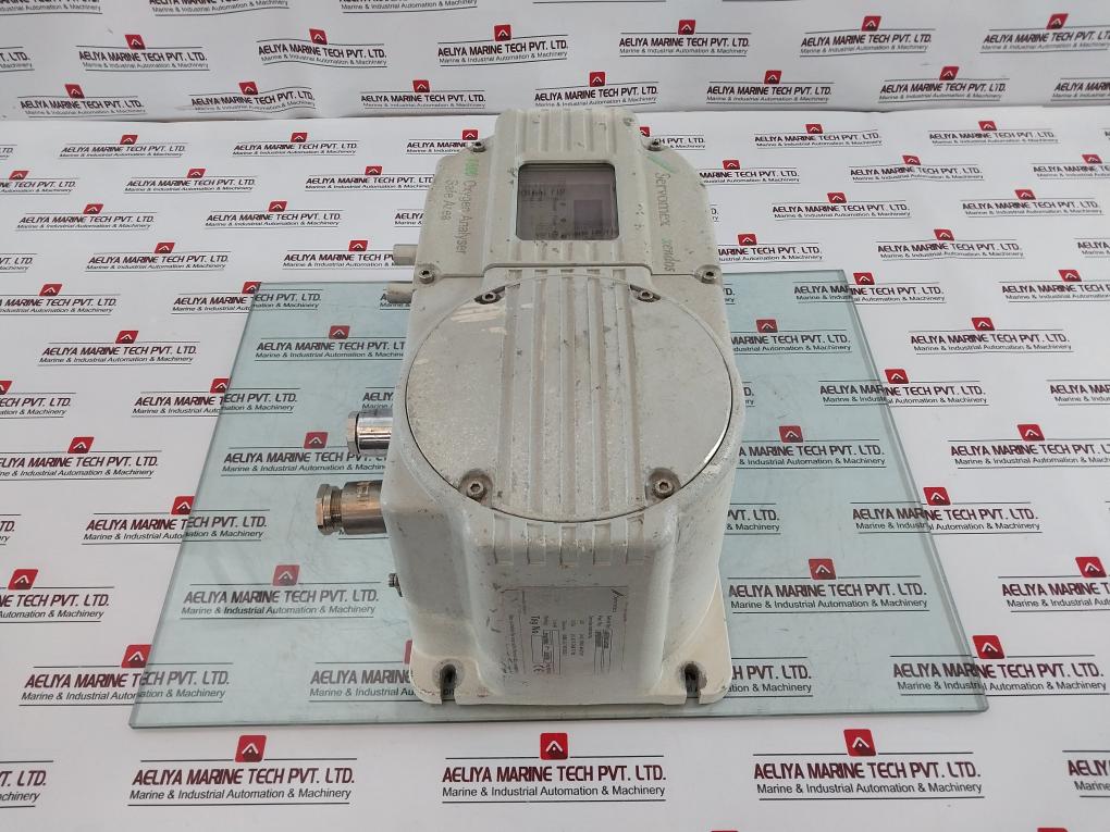 Servomex 0100000101 Xendos 1800 Oxygen Analyzer Safe Area 110/240V 50/60Hz