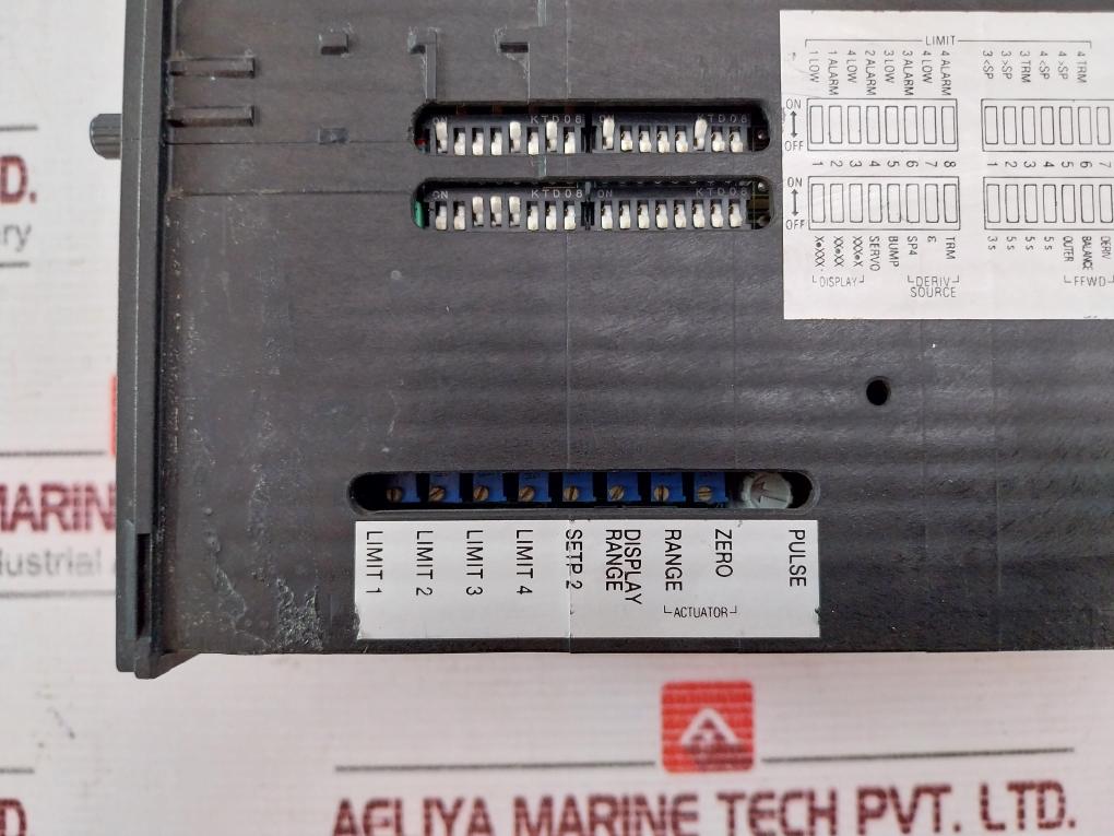 Sescon 2543-41 Programmable Controller 4-20Ma 230Vac