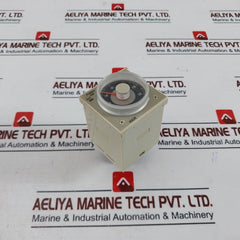 Seven H3cr-a8 Solid State Timer 0.05s-300h 100-240vac ~ 50/60hz/100-125vdc