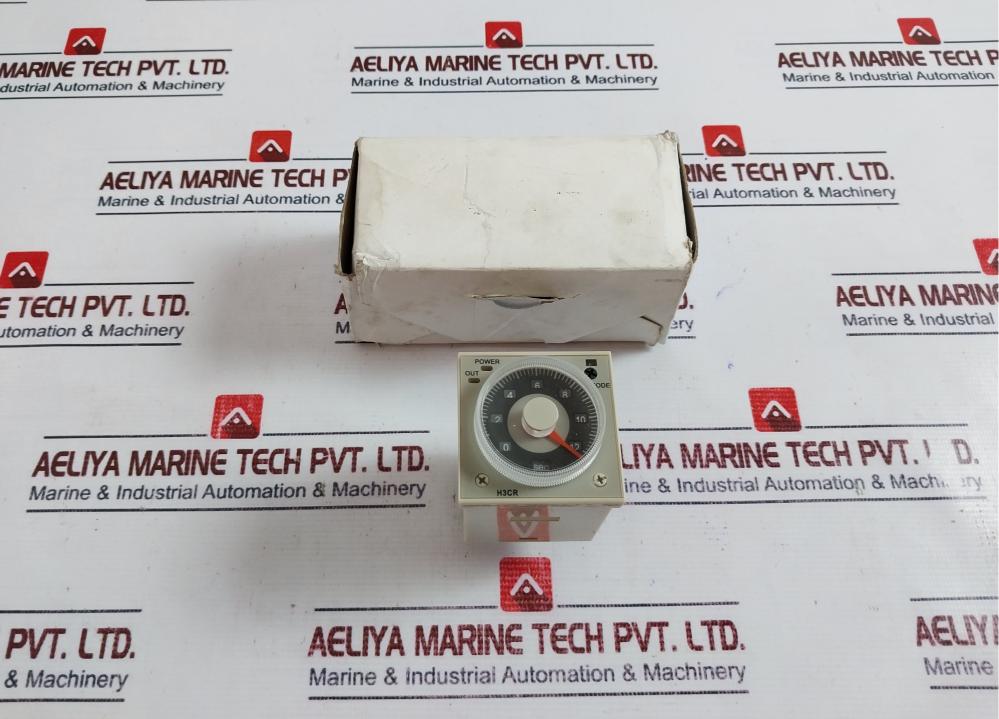 SEVEN H3CR-A8 Timer Relay 0.05 Second to 300 Hour 100-125VDC