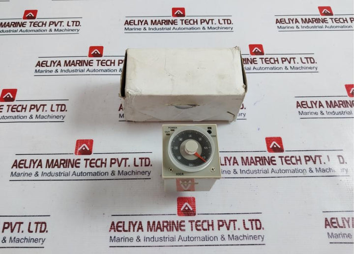 SEVEN H3CR-A8 Timer Relay 0.05 Second to 300 Hour 100-125VDC