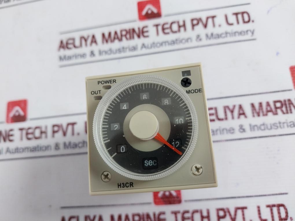 SEVEN H3CR-A8 Timer Relay 0.05 Second to 300 Hour 100-125VDC